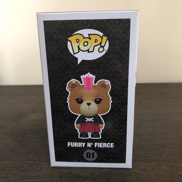 Funko Pop! Furry N' Fierce #01 Hot Topic - Picture 4 of 6